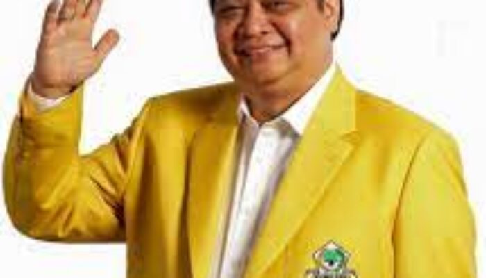 Airlangga Digoyang Senior Golkar, Ini Penyebabnya