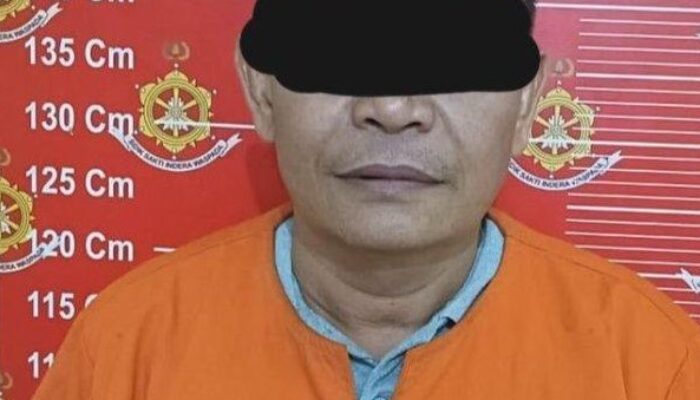 Turun Dari Pesawat, 2 Jemaah Haji Ini Langsung Diamankan Polisi