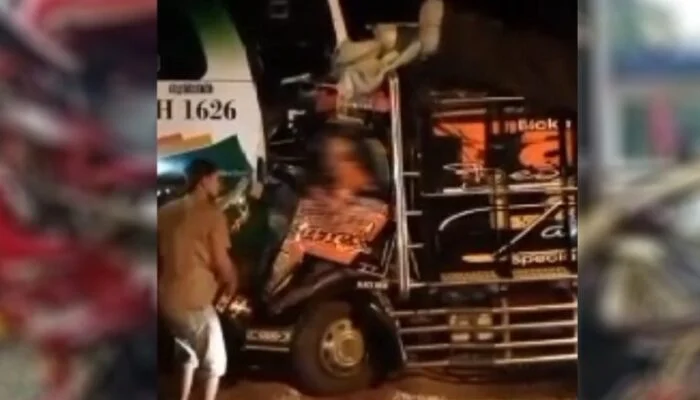 Truk Kopi vs Bus Lorena, Sopir Tewas, Kernet Kritis, 5 Penumpang Luka-Luka