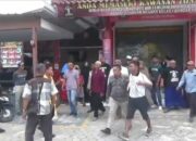 Penebang Kayu Divonis Bebas, Warga Sambut Kepulangan Nofrika di Rutan