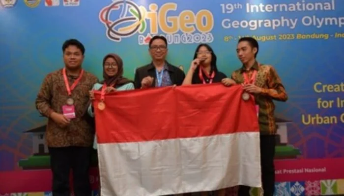 Membanggakan, Siswa SMA Al Kautsar Sumbang Medali Perak Olimpiade Geografi Internasional