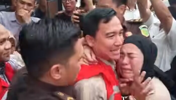 Kejari Lampura Jebloskan Kadis PMDT, 2 Pejabat dan 1 Swasta Ke Rutan Kotabumi