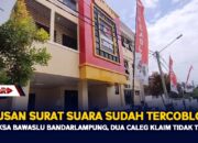 Ratusan Surat Suara Sudah Tercoblos, Diperiksa Bawaslu Bandarlampung, Dua Caleg Klaim Tidak Tahu