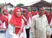 Semarak Kemerdekaan, Ibu Ibu Gelar Upacara Dalam Gang