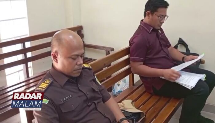 PESAWARAN : PERKARA KORUPSI PENGELOLAAN APB-DESMantan Kades Padang Manis Dituntut 66 Bulan