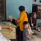 Orang Tua Murid Berburu Penjahit Seragam Sekolah