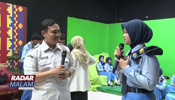Kunjungi Graha Pena, Siswa SMAN 1 Terusan Nunyai Praktik Jurnalistik Televisi