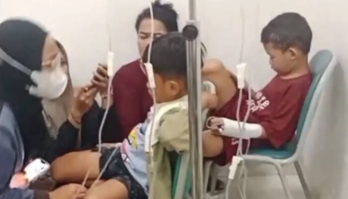 Ratusan Siswa di Cirebon Diduga Keracunan MBG, Operasi SPPG di Suspend