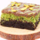 Pistachio Kunafa Brownies, Kreasi Kue Cokelat dengan Sensasi Renyah dan Lumer