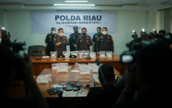 Polda Riau Gagalkan Peredaran 34,96 Kg Sabu, Lima Tersangka Diamankan