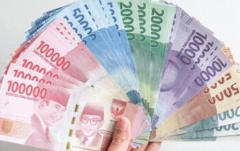 Rupiah Terkoreksi ke Rp18.174 per Dolar AS, Pasar Keuangan Tertekan