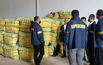 Bareskrim Bongkar Dugaan Impor Ilegal 1.257 Bal Pakaian Bekas di Subang, Nilainya Rp15 Miliar