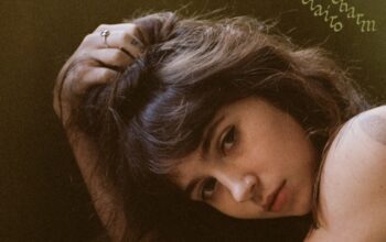 5 Rekomendasi Lagu Clairo, dari “Bags” hingga “Slow Dance”