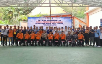 Basarnas Gelar Latihan Kedaruratan Kapal Penumpang di Selat Sunda